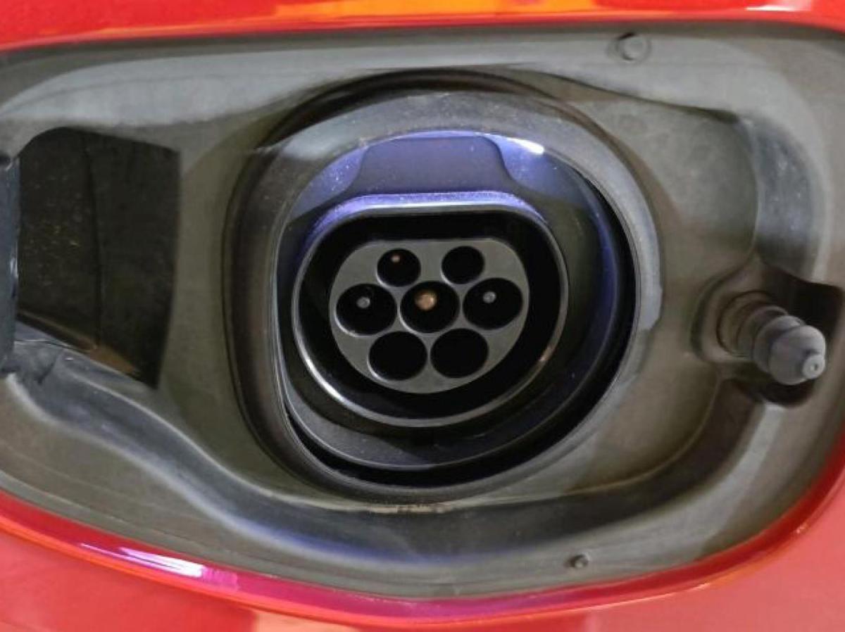 volvo-xc40-2022-hibrido-a-gasolina-1477cc