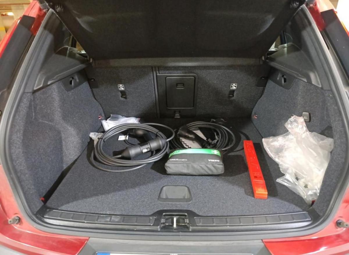 volvo-xc40-2022-hibrido-a-gasolina-1477cc