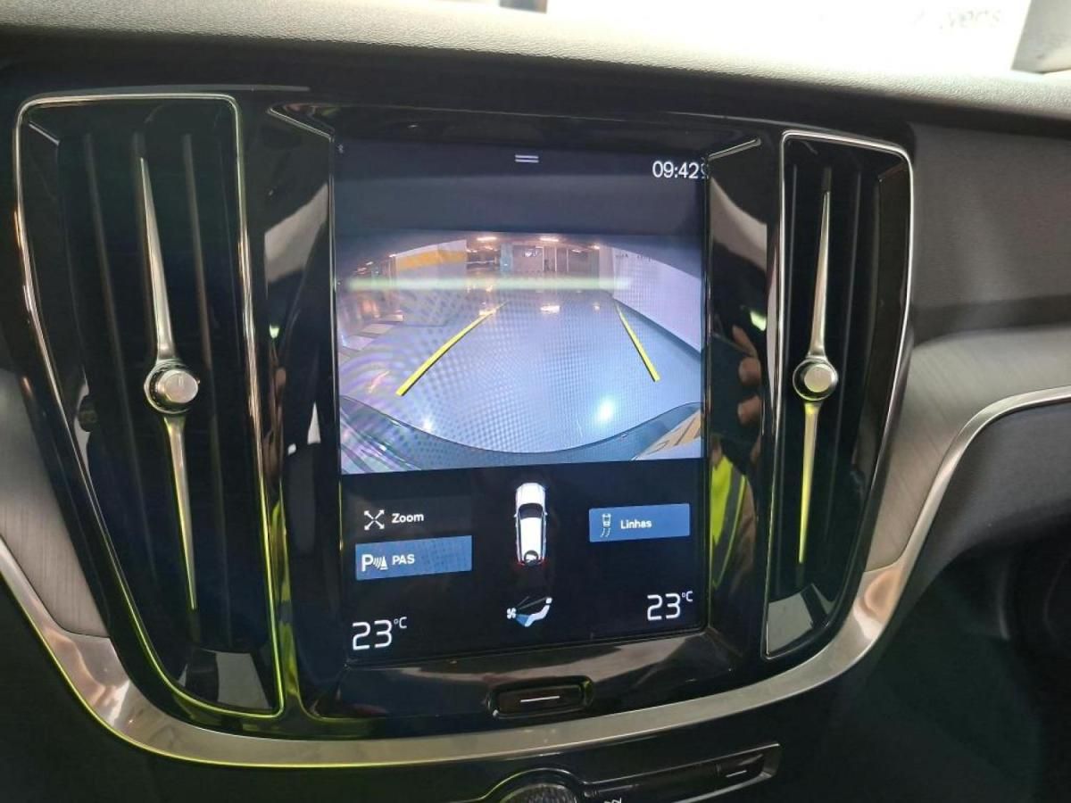 volvo-v60-2020-gasolina-1969cc