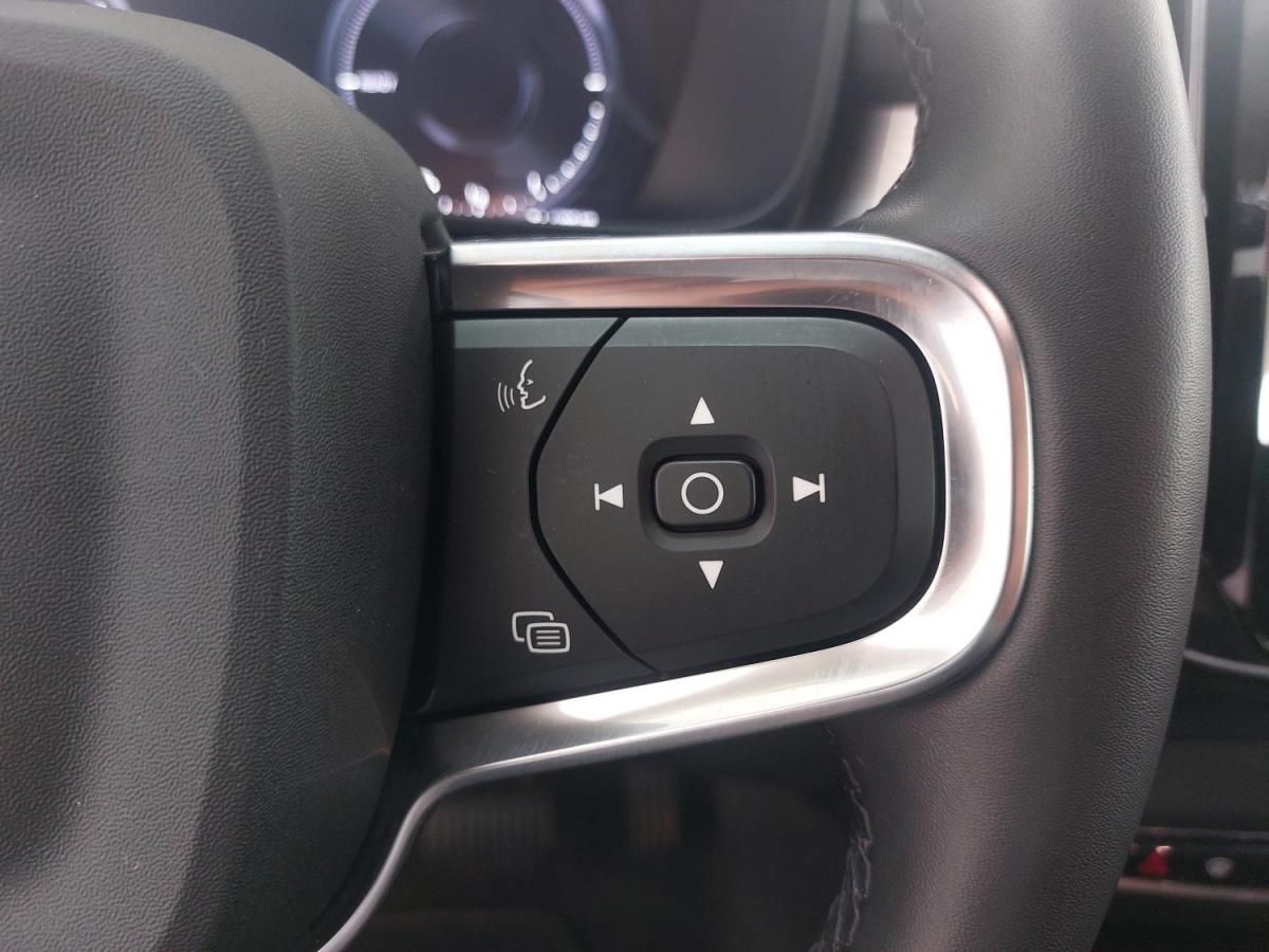 volvo-xc40-2021-hibrido-a-gasolina-1477cc