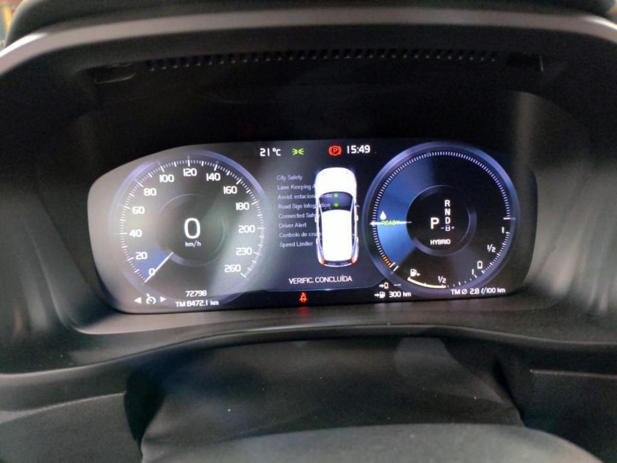 volvo-xc40-2021-hibrido-a-gasolina-1477cc