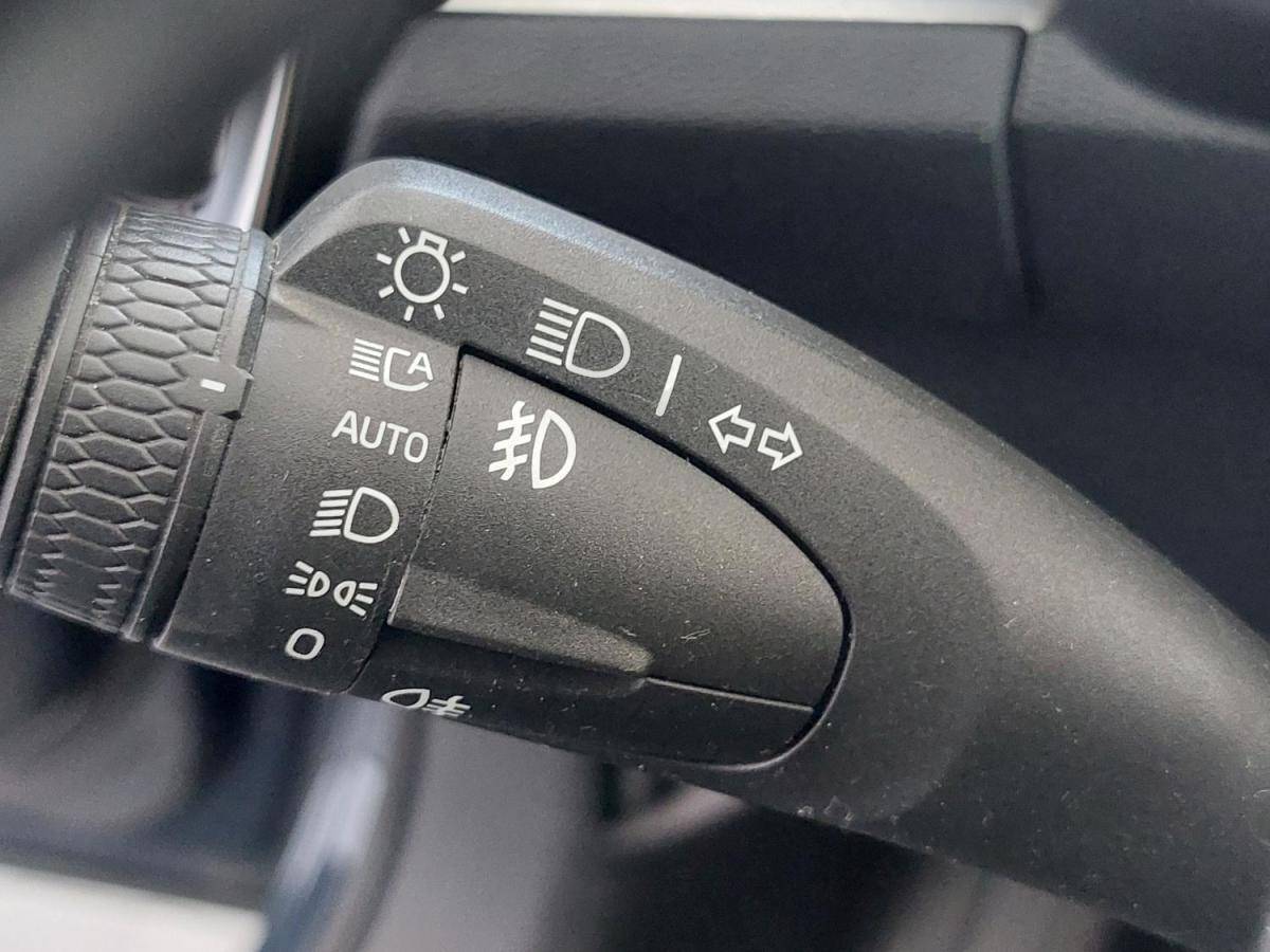 volvo-xc40-2021-hibrido-a-gasolina-1477cc