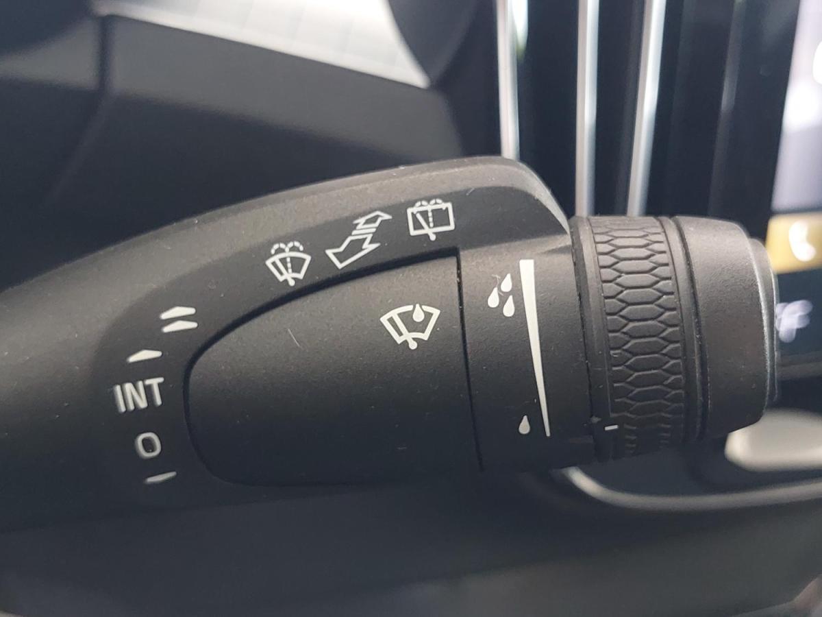 volvo-xc40-2021-hibrido-a-gasolina-1477cc