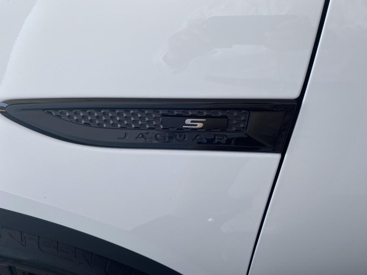 jaguar-e-pace-2018-diesel-1999cc