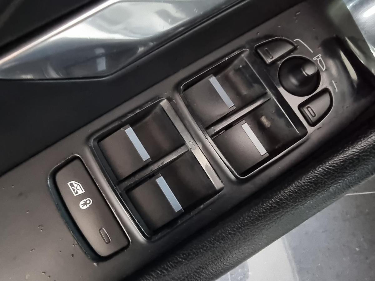 jaguar-e-pace-2018-diesel-1999cc