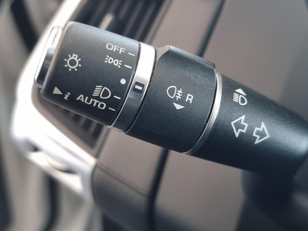 jaguar-e-pace-2018-diesel-1999cc