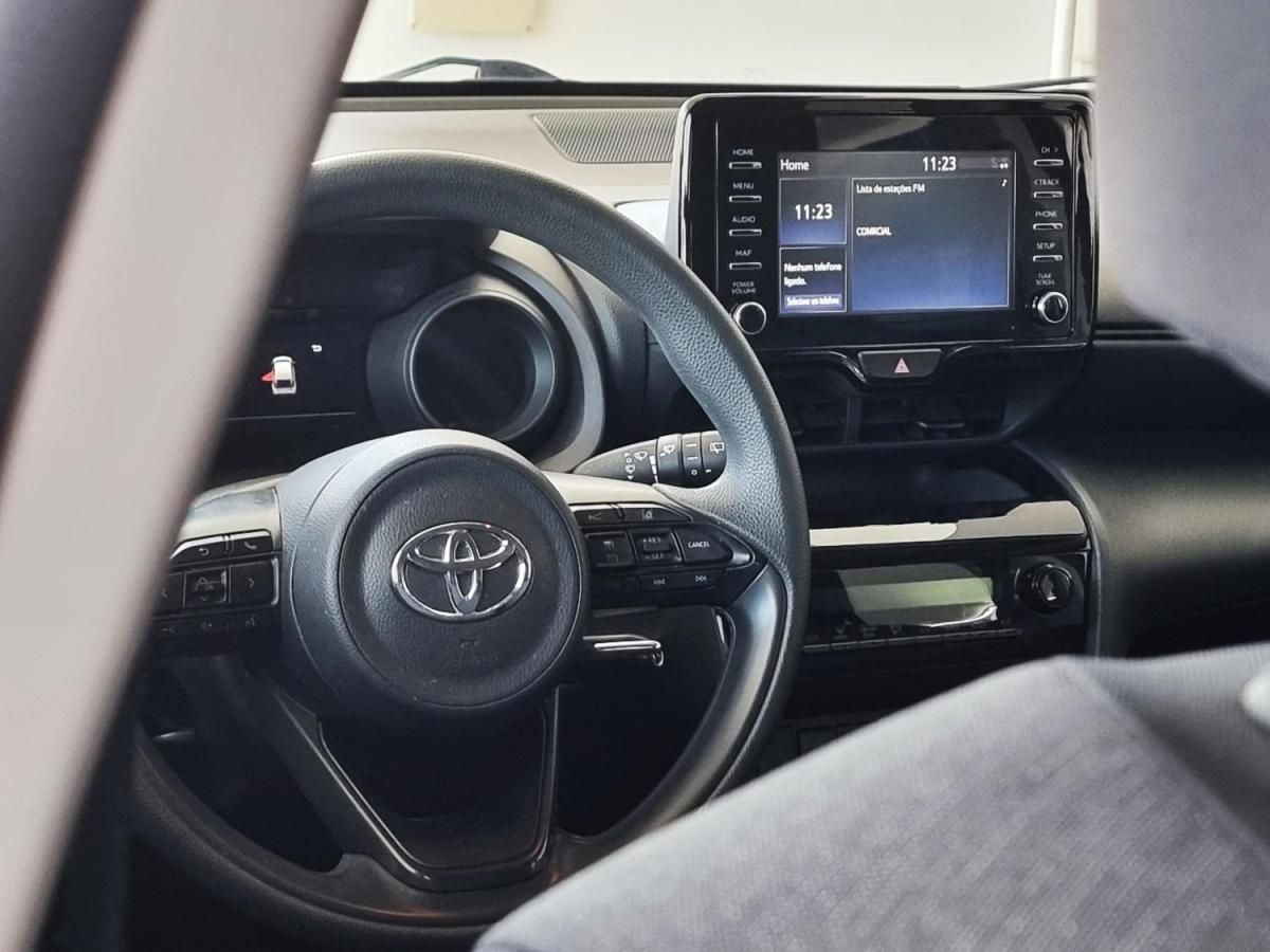 toyota-yaris-cross-2023-hibrido-a-gasolina-1490cc