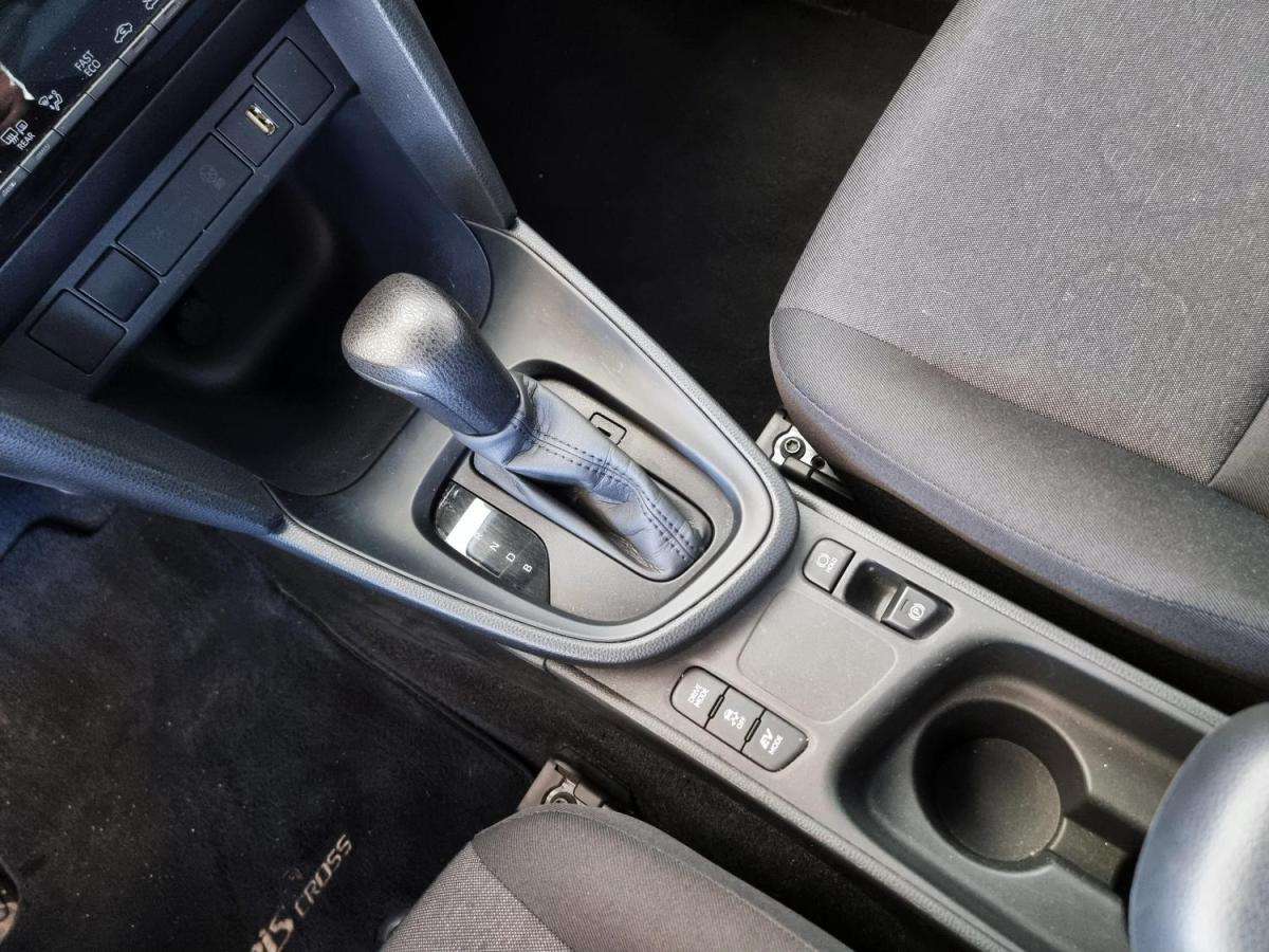 toyota-yaris-cross-2023-hibrido-a-gasolina-1490cc