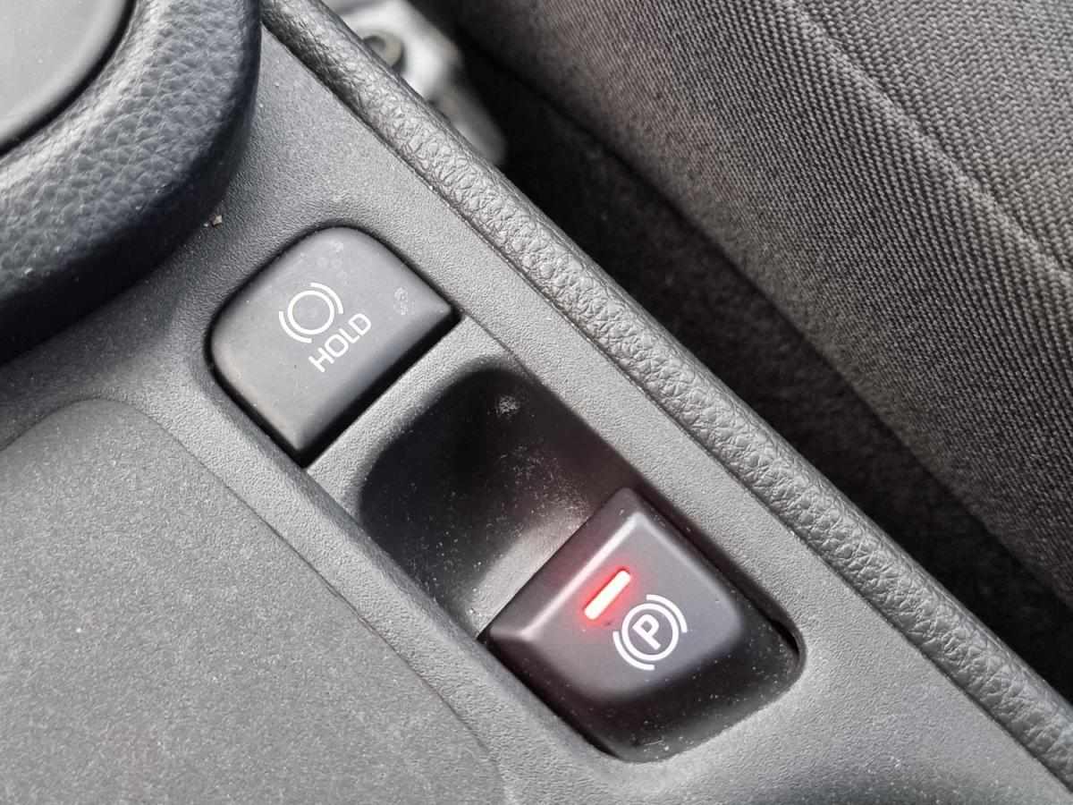 toyota-yaris-cross-2023-hibrido-a-gasolina-1490cc