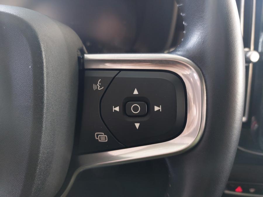 volvo-xc40-2021-hibrido-a-gasolina-1477cc
