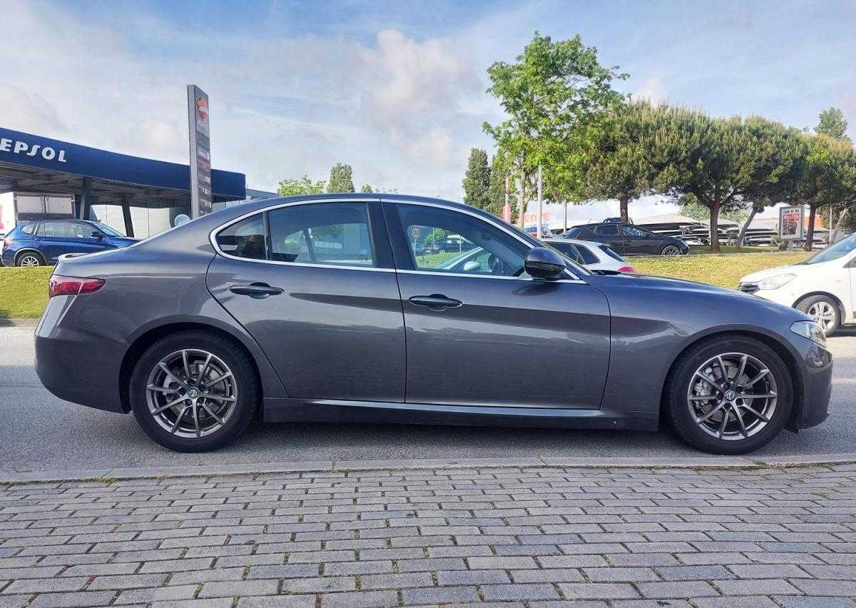 alfa-romeo-giulia-2017-diesel-2143cc