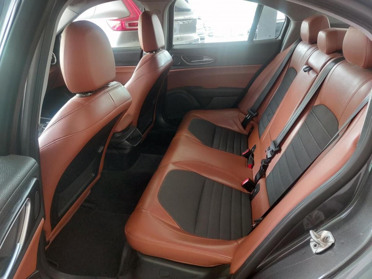 alfa-romeo-giulia-2017-diesel-2143cc