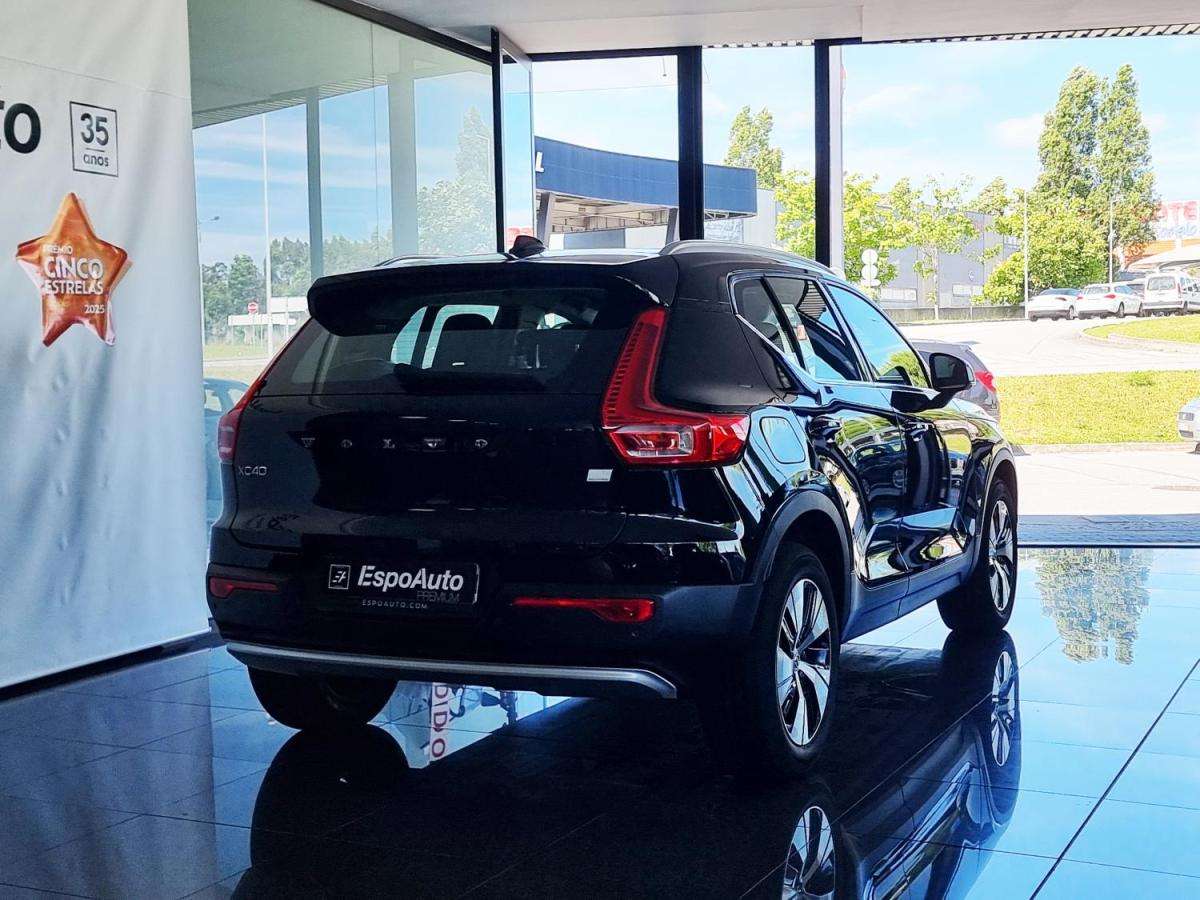 volvo-xc40-2022-hibrido-a-gasolina-1477cc
