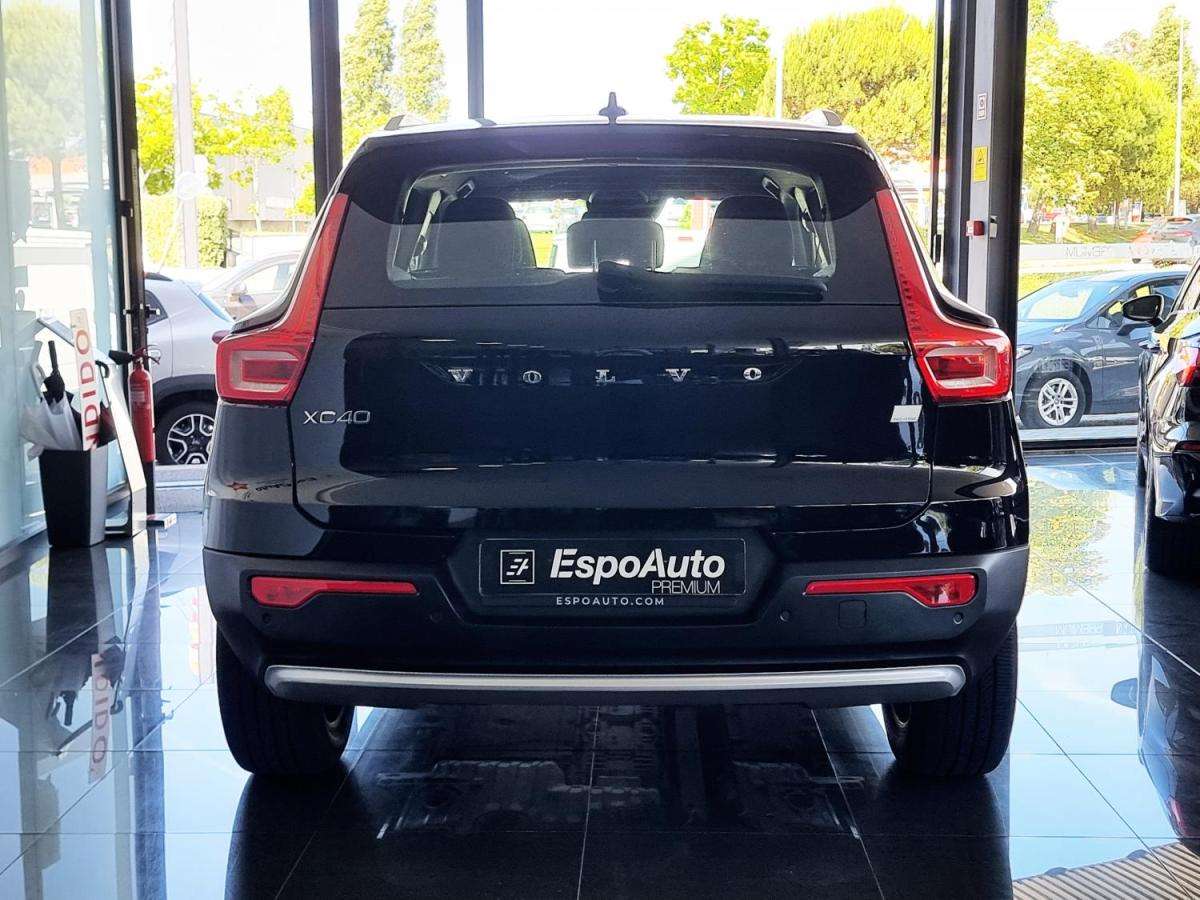 volvo-xc40-2022-hibrido-a-gasolina-1477cc