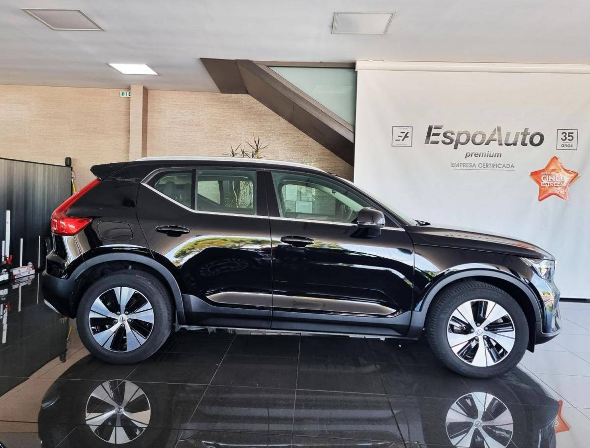 volvo-xc40-2022-hibrido-a-gasolina-1477cc