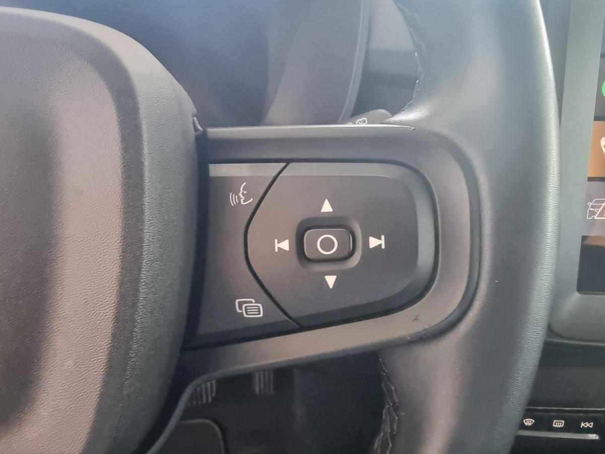 volvo-xc40-2022-hibrido-a-gasolina-1477cc