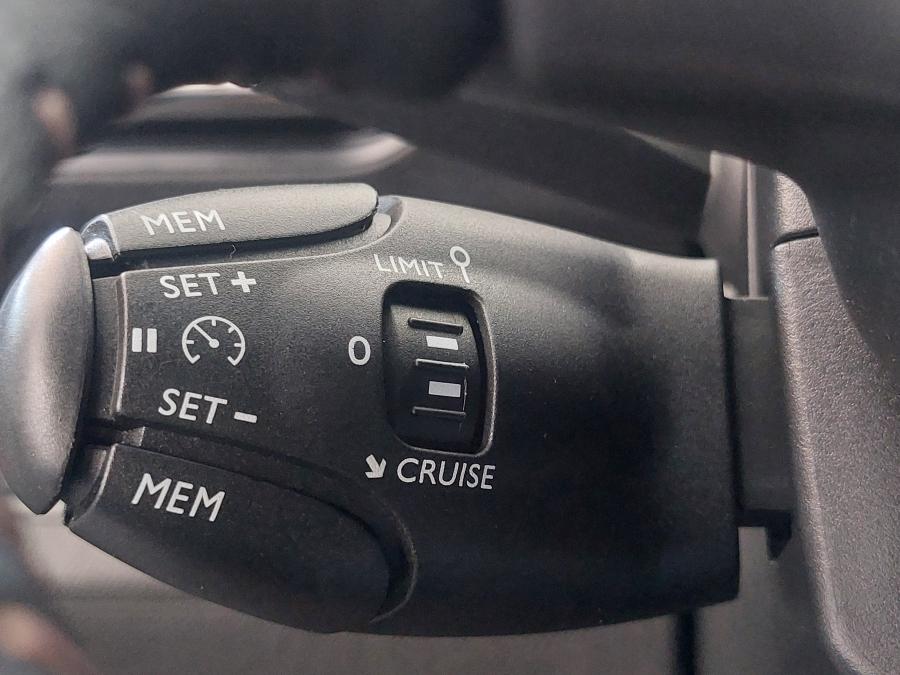 peugeot-3008-2020-diesel-1499cc