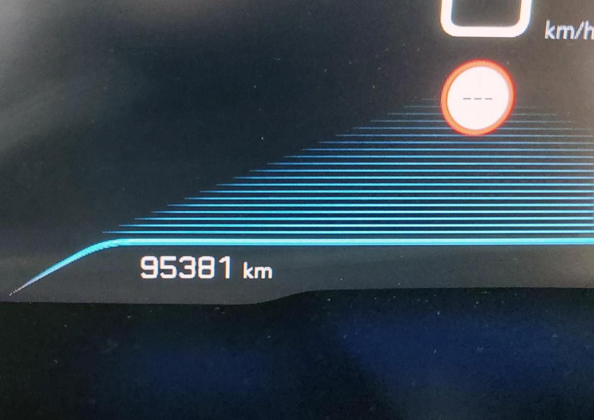 peugeot-3008-2018-diesel-1499cc
