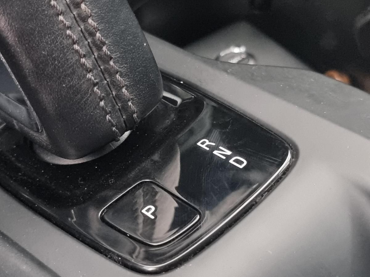 volvo-xc40-2019-diesel-1969cc