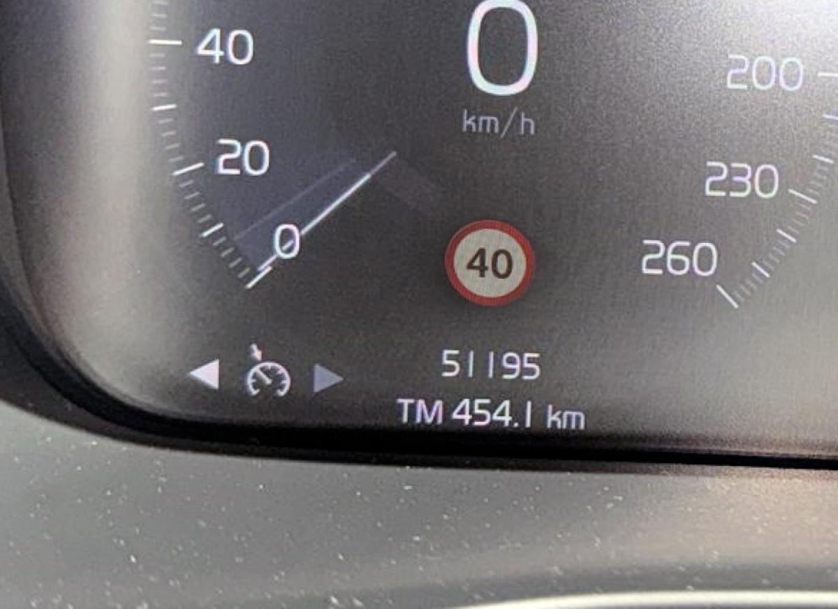 volvo-xc40-2021-hibrido-a-gasolina-1477cc