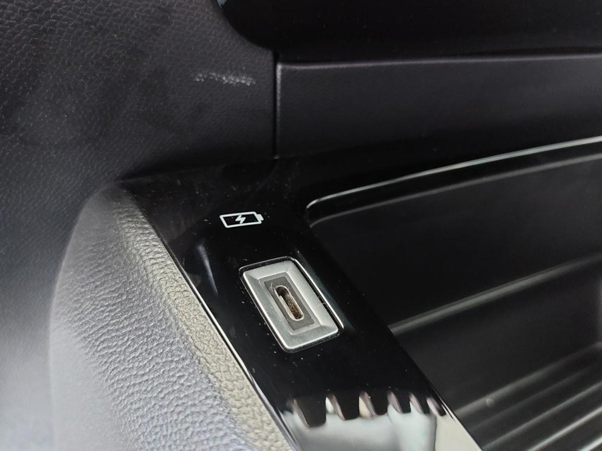 peugeot-2008-2021-eletrico-0cc