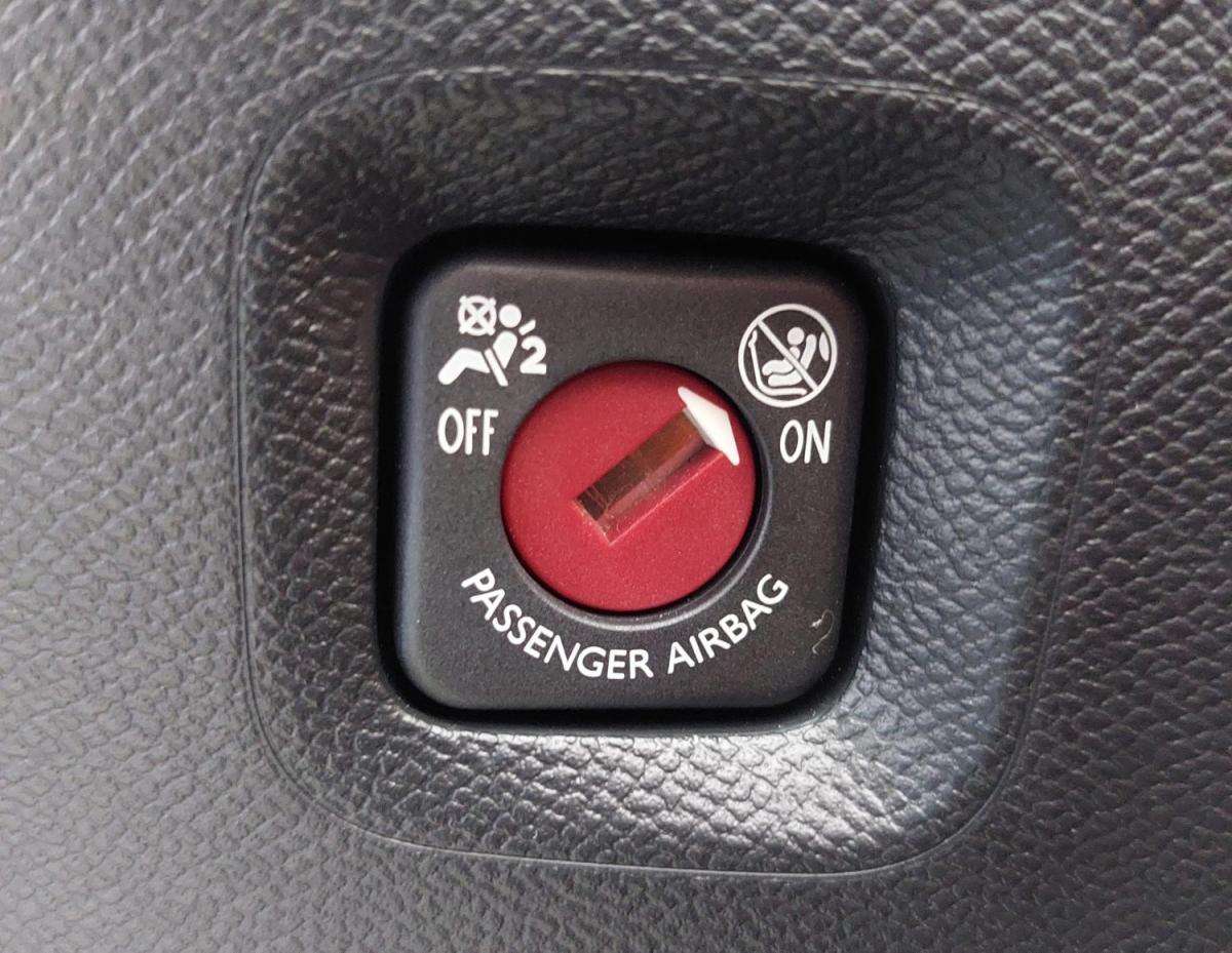 peugeot-2008-2021-eletrico-0cc
