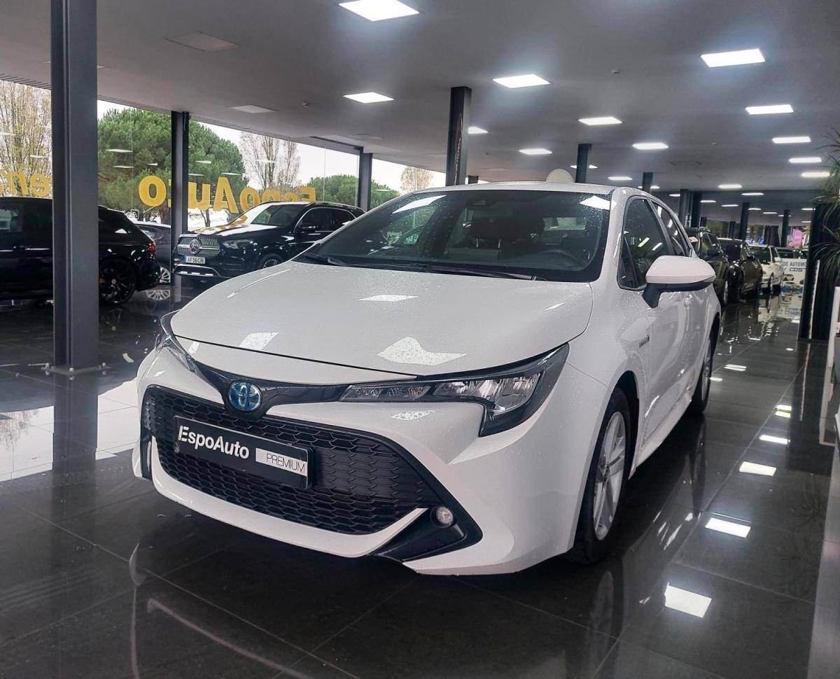 toyota-corolla-2021-hibrido-a-gasolina-1798cc