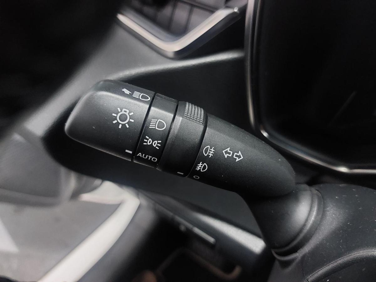toyota-corolla-2021-hibrido-a-gasolina-1798cc