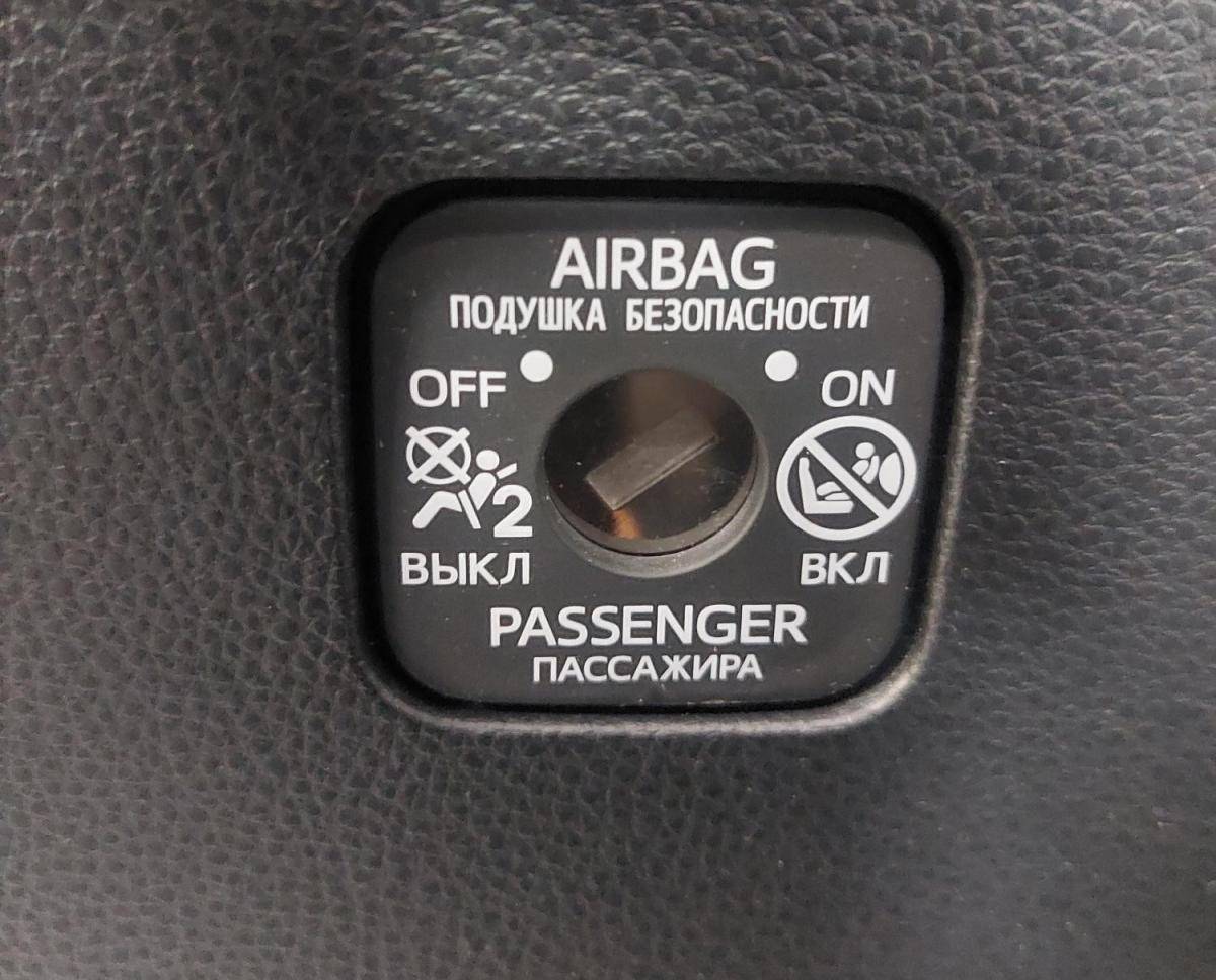 toyota-corolla-2021-hibrido-a-gasolina-1798cc