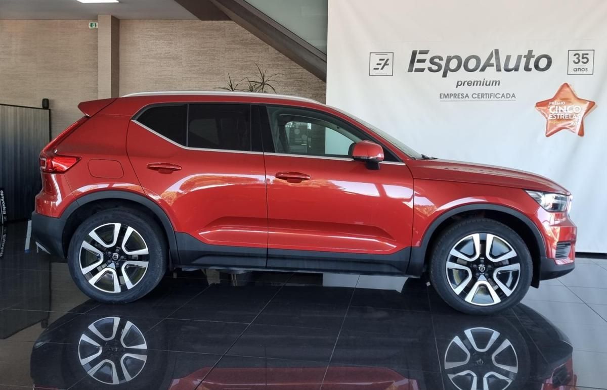 volvo-xc40-2022-hibrido-a-gasolina-1477cc