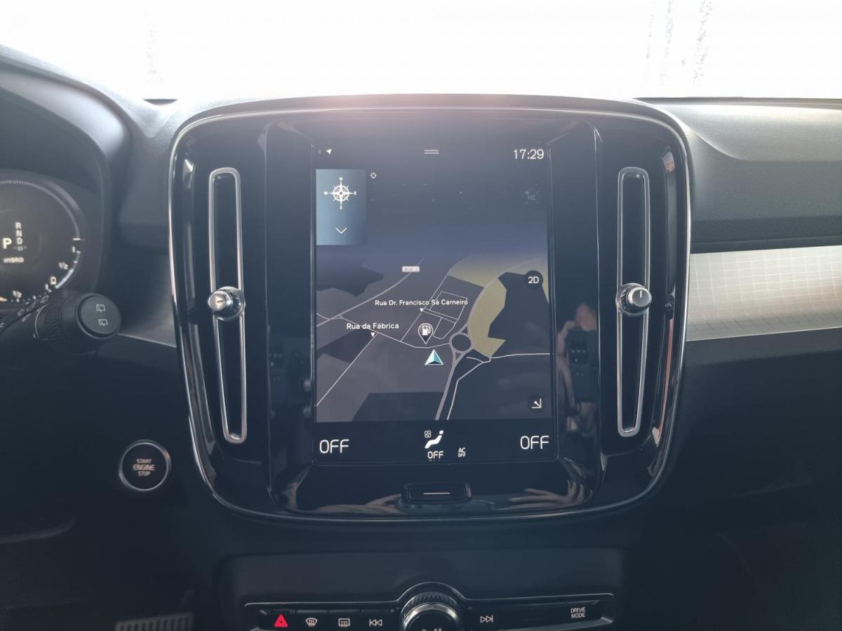 volvo-xc40-2022-hibrido-a-gasolina-1477cc