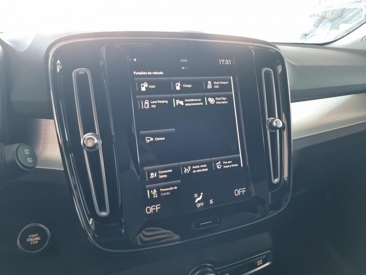volvo-xc40-2022-hibrido-a-gasolina-1477cc