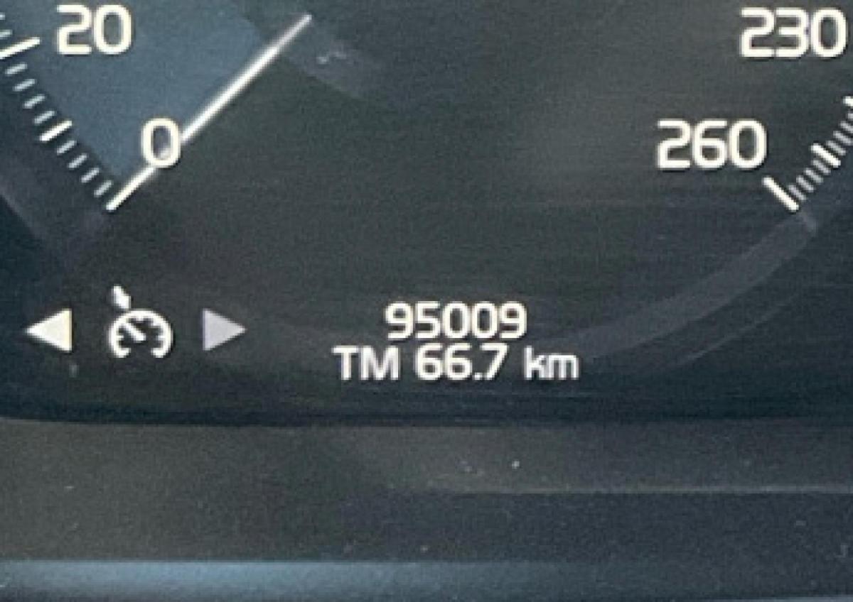 volvo-v60-2021-hibrido-a-gasolina-1969cc
