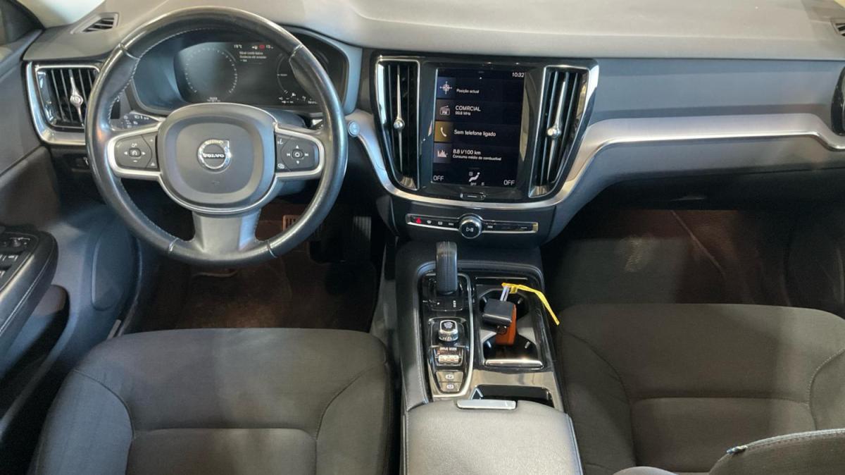 volvo-v60-2021-hibrido-a-gasolina-1969cc
