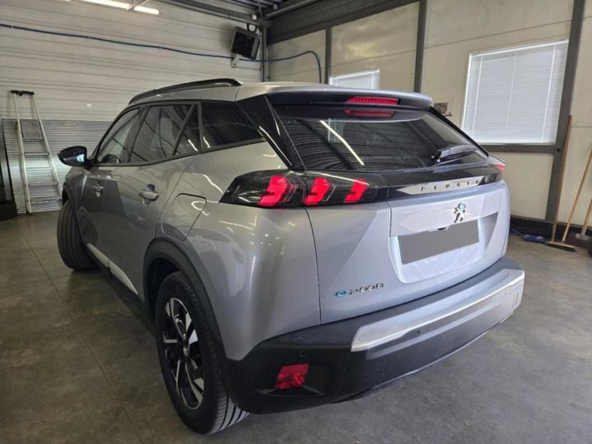 peugeot-e-2008-2021-eletrico-0cc