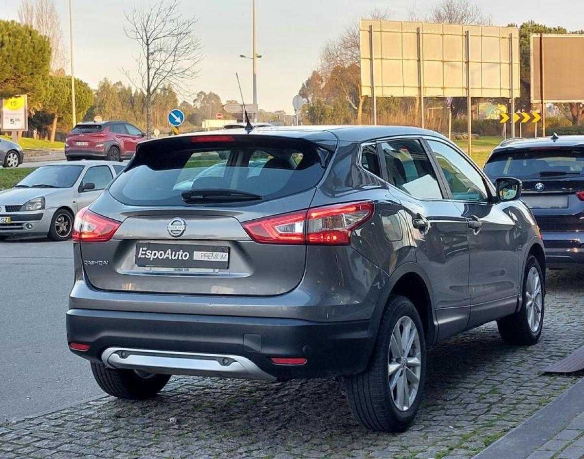 nissan-qashqai-2015-gasolina-1197cc