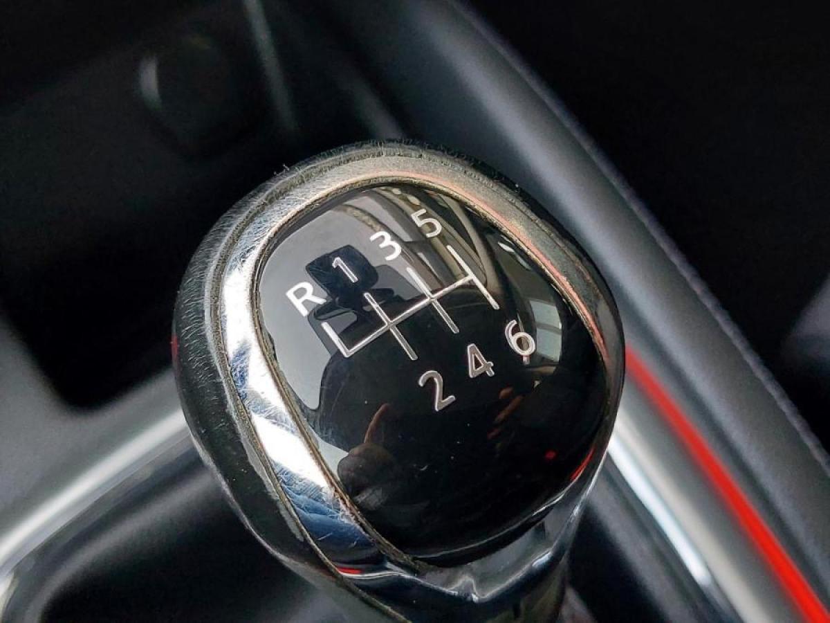 nissan-qashqai-2015-gasolina-1197cc