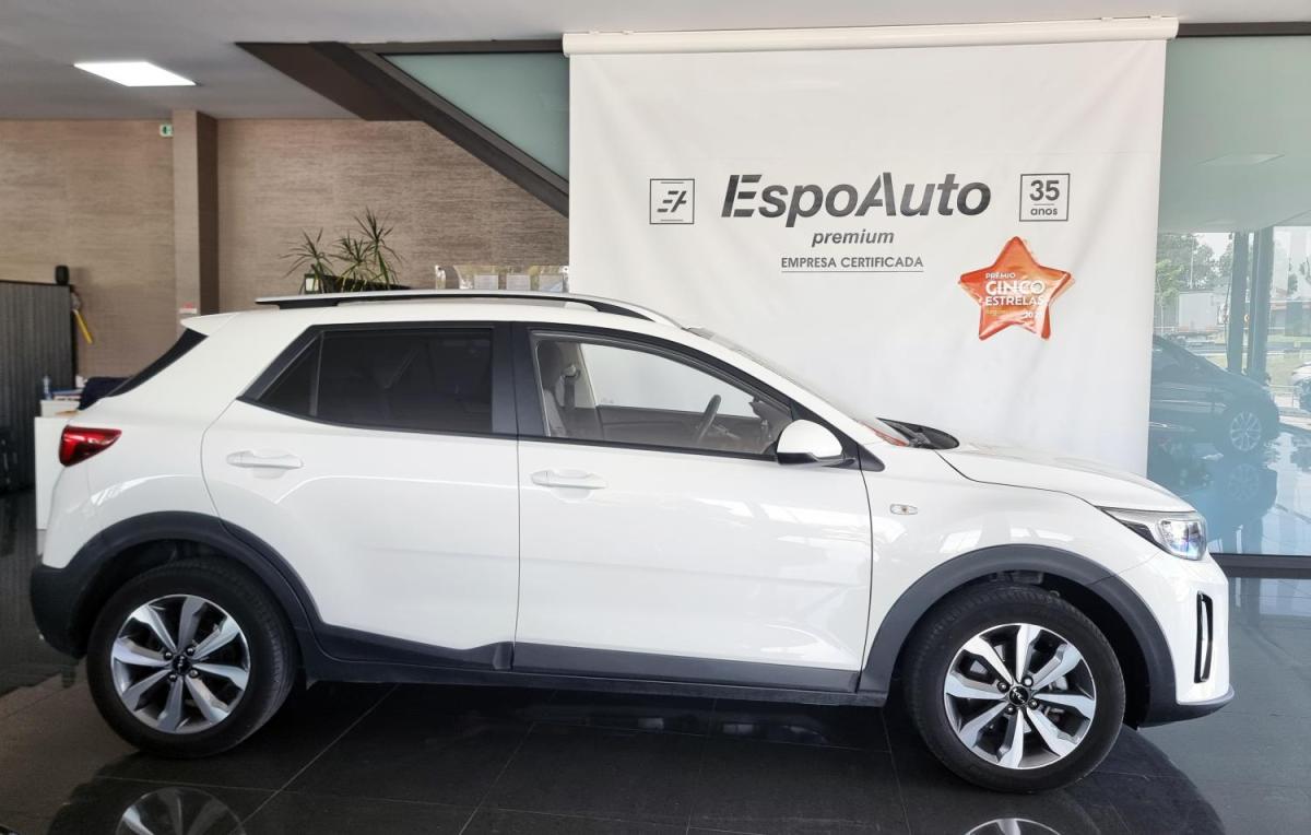 kia-stonic-2022-gasolina-1197cc