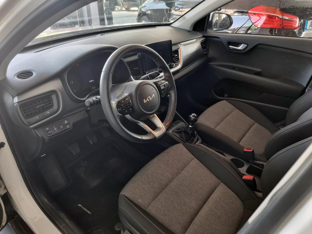 kia-stonic-2022-gasolina-1197cc