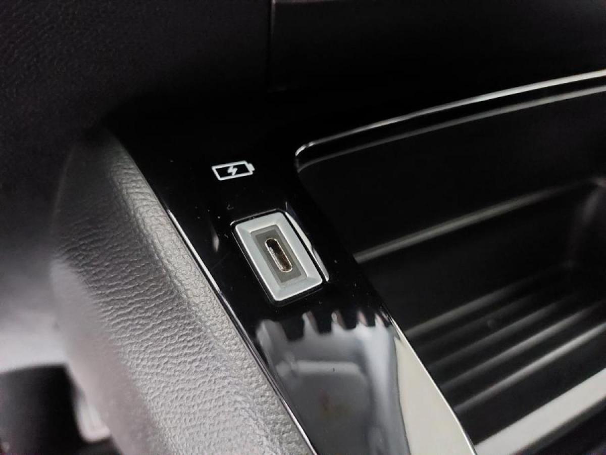 peugeot-e-208-2021-eletrico-0cc