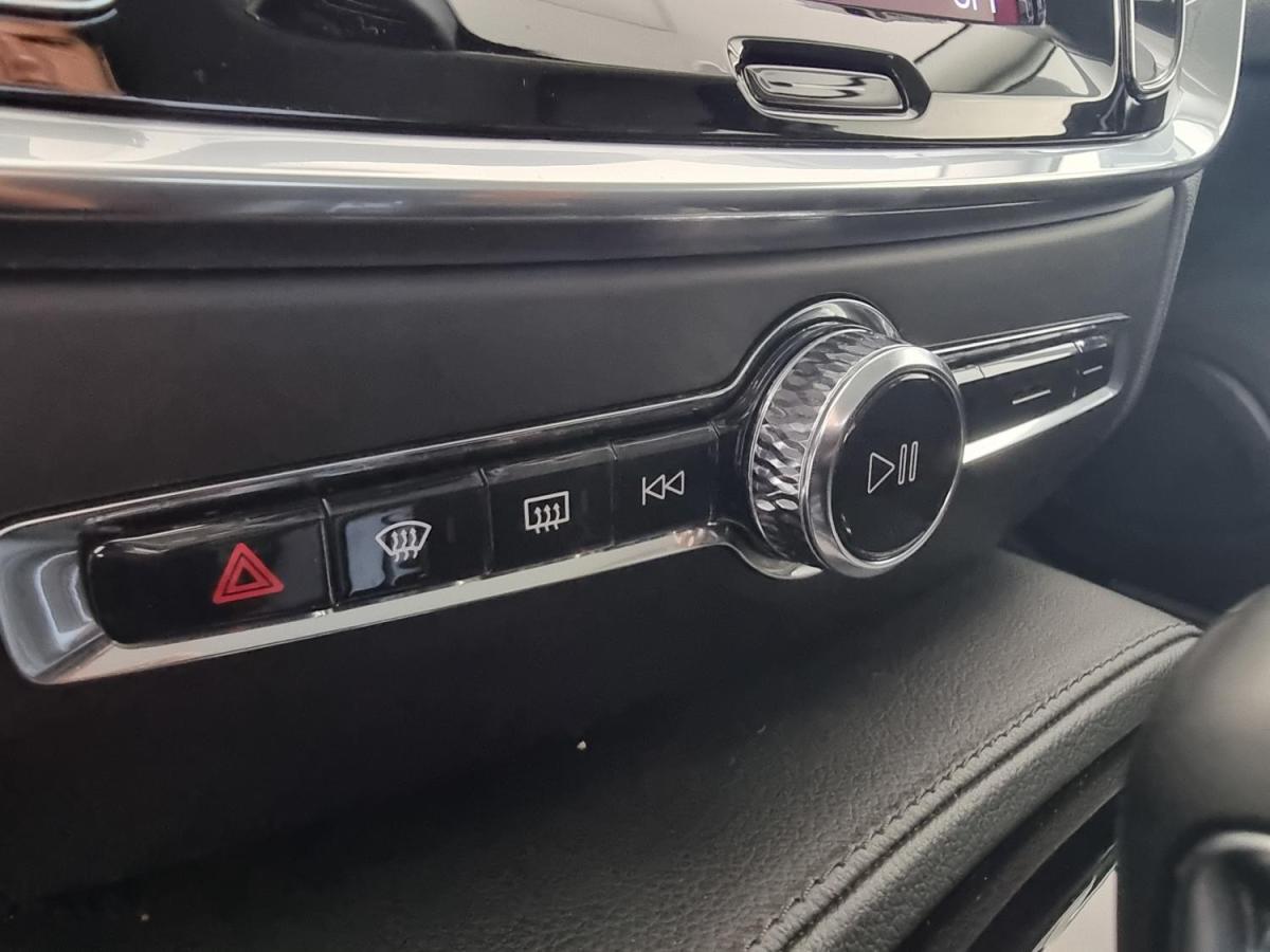 volvo-v60-2021-hibrido-a-gasolina-1969cc