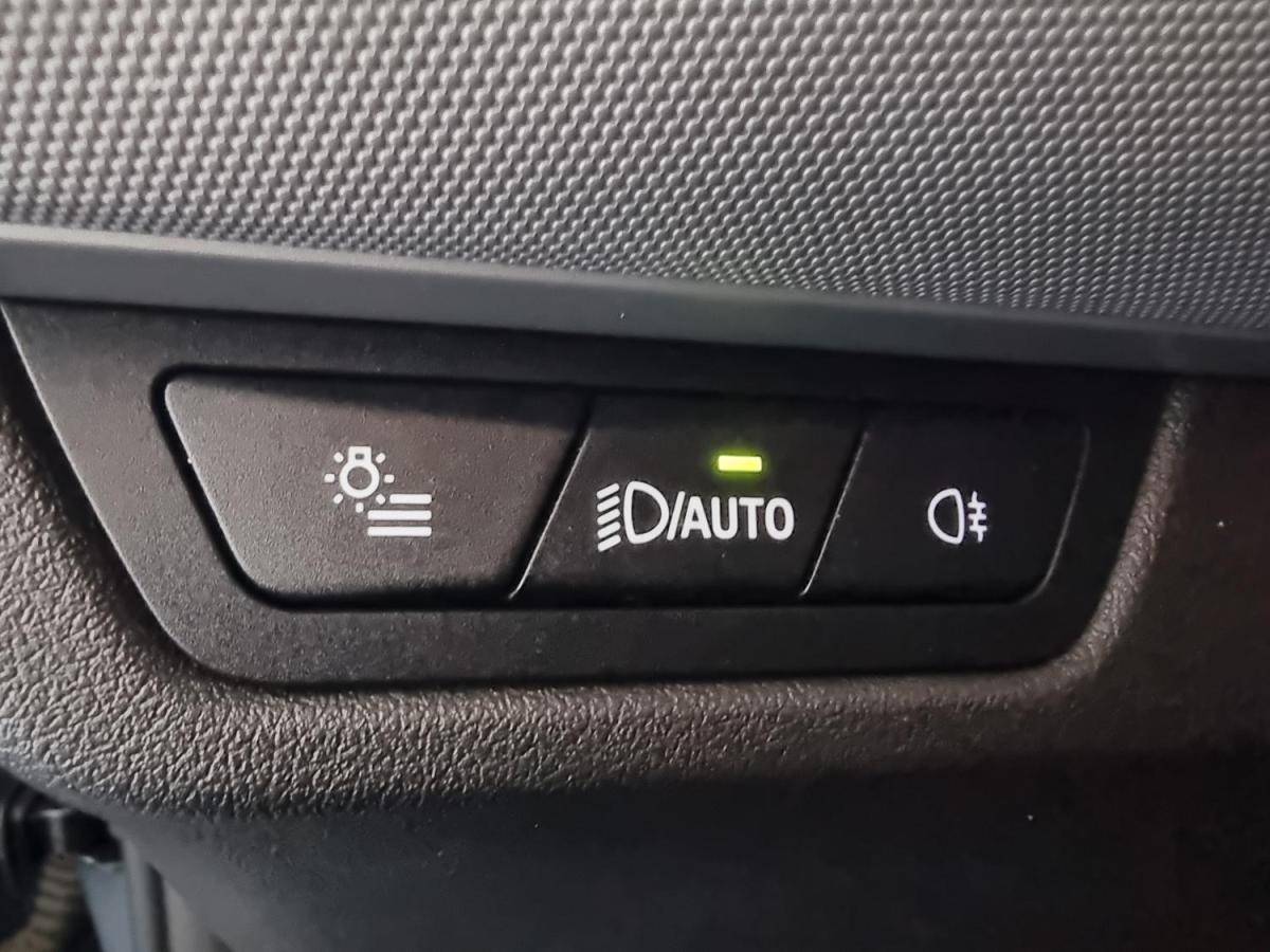 bmw-serie-2-2023-hibrido-a-gasolina-1499cc
