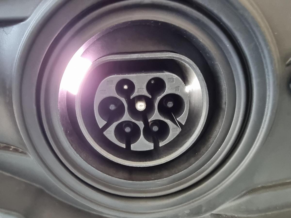 bmw-serie-2-2023-hibrido-a-gasolina-1499cc