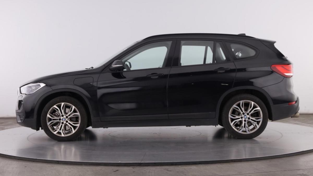 bmw-x1-2020-hibrido-a-gasolina-1499cc