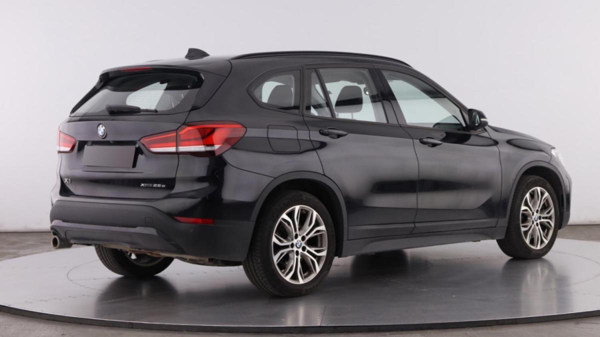 bmw-x1-2020-hibrido-a-gasolina-1499cc