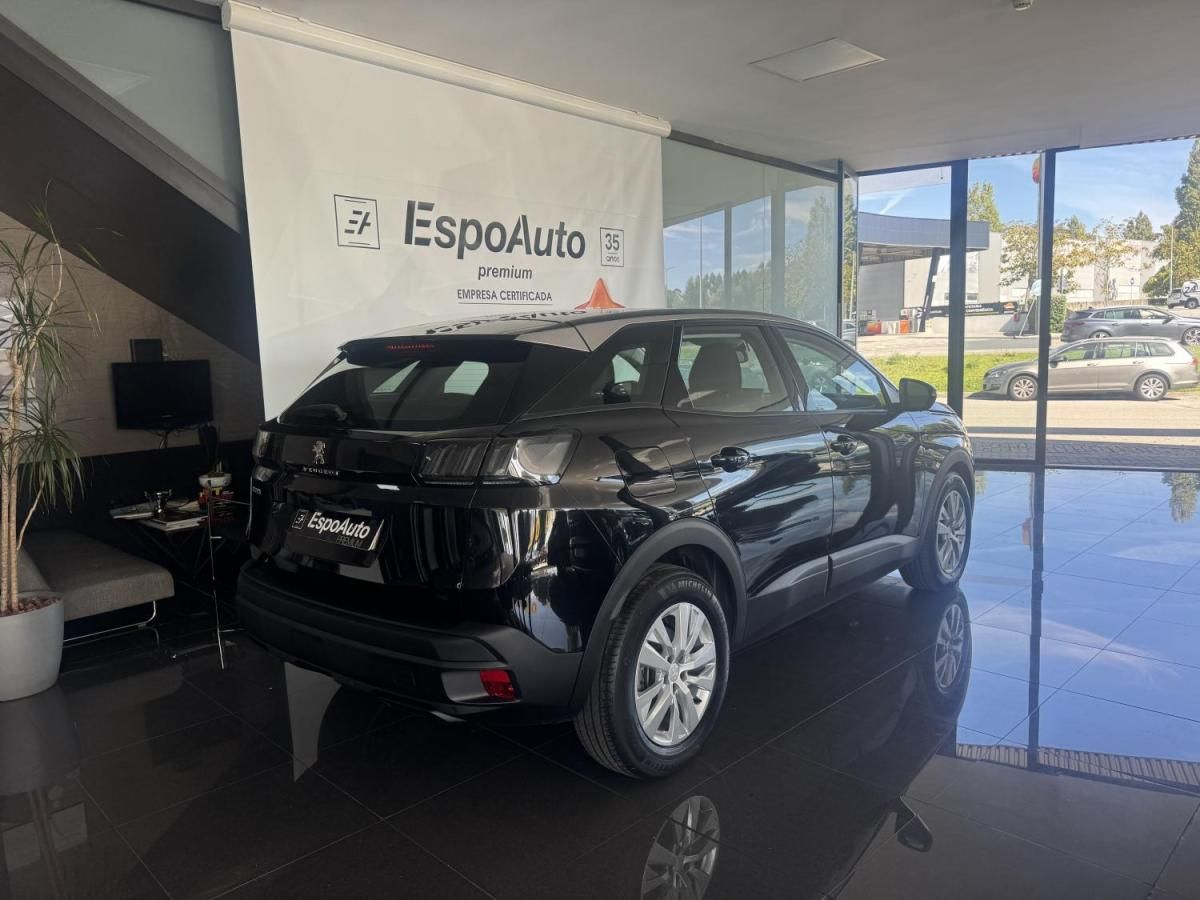 peugeot-3008-2022-diesel-1499cc