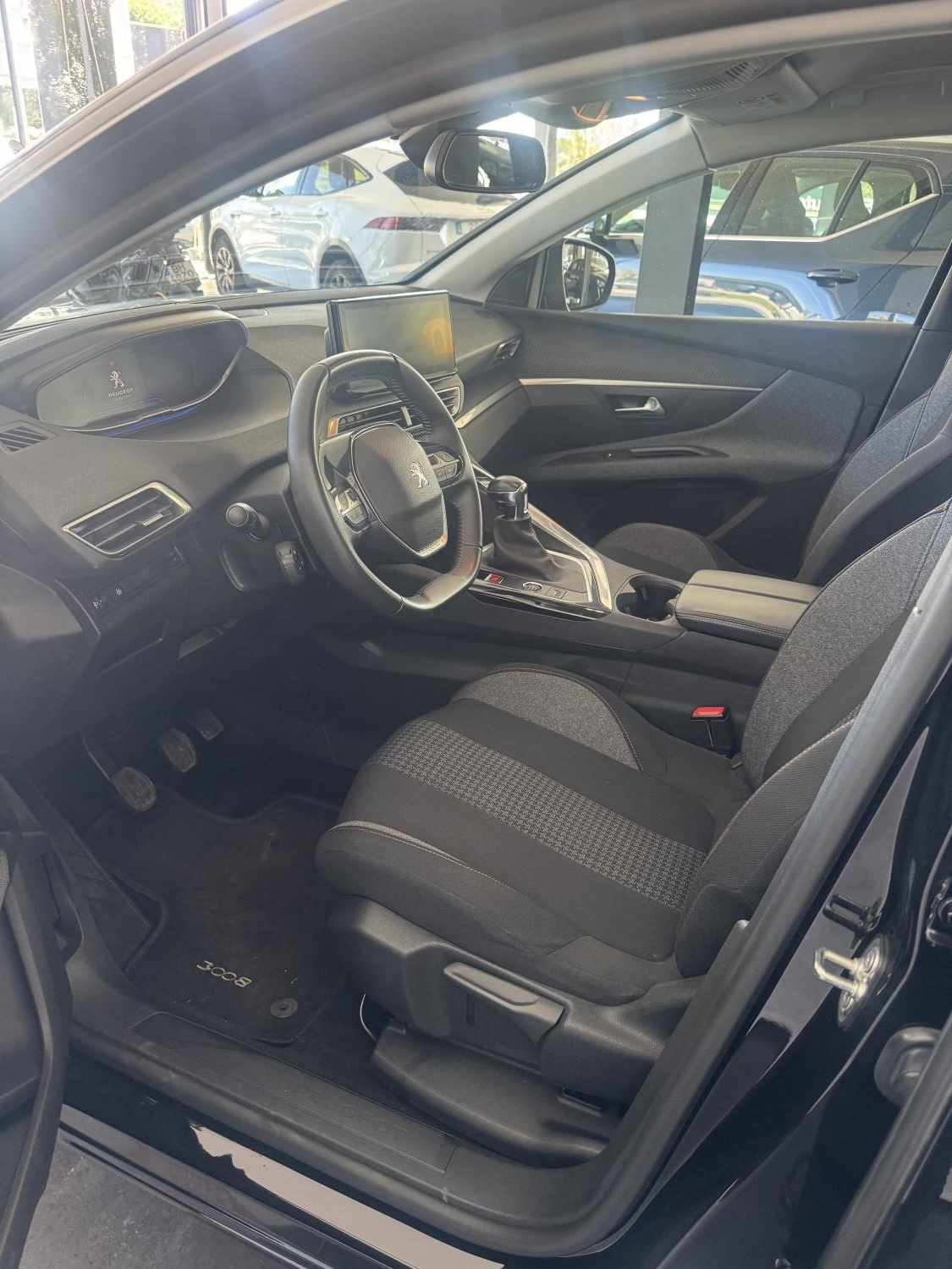 peugeot-3008-2022-diesel-1499cc