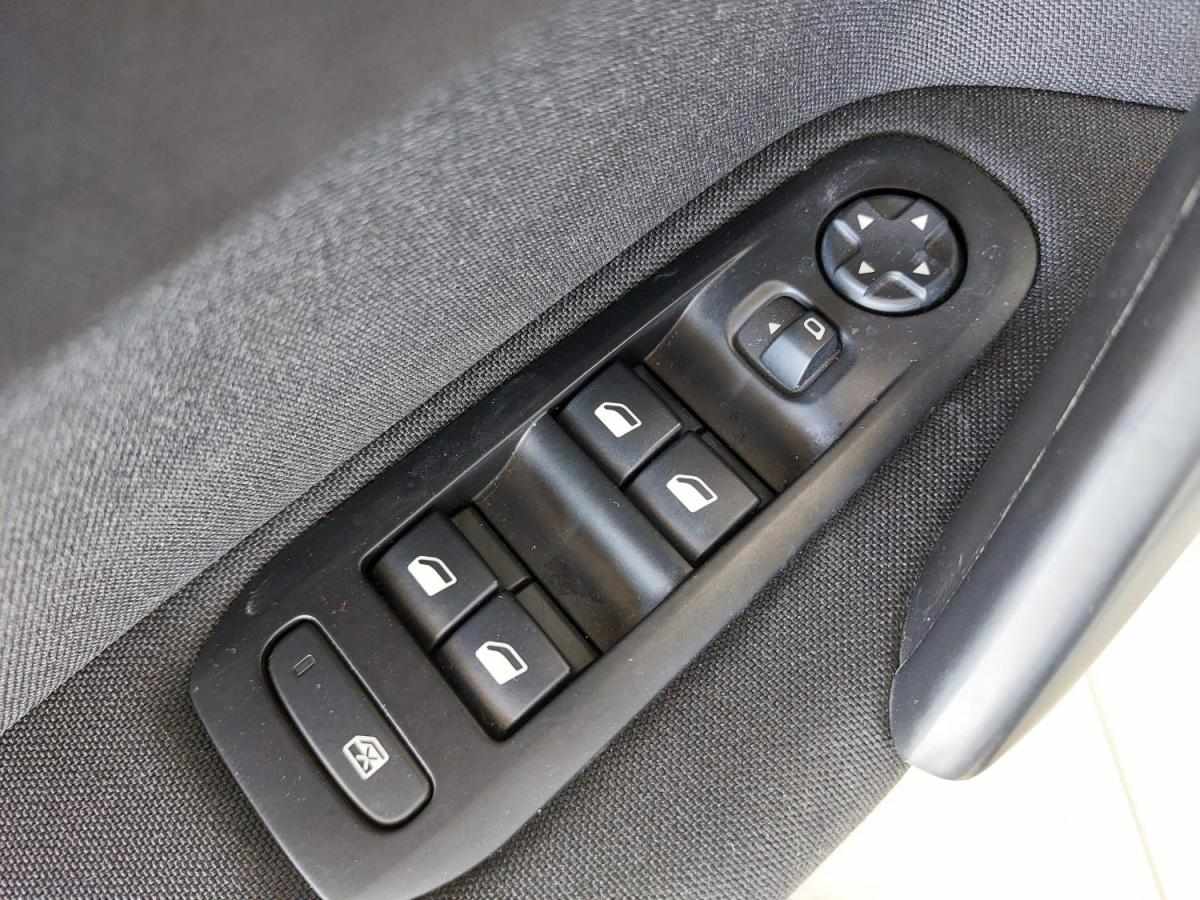 peugeot-308-2019-diesel-1499cc