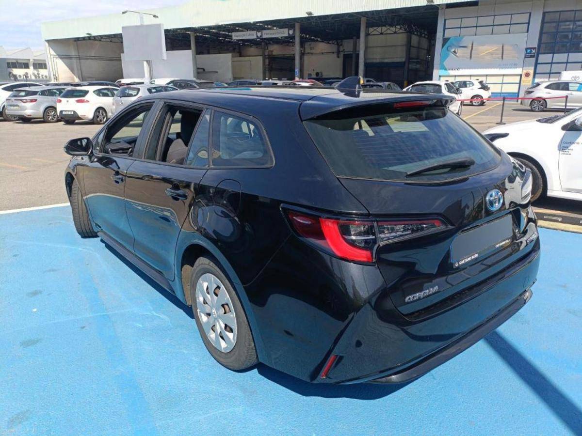 toyota-corolla-2022-hibrido-a-gasolina-1798cc