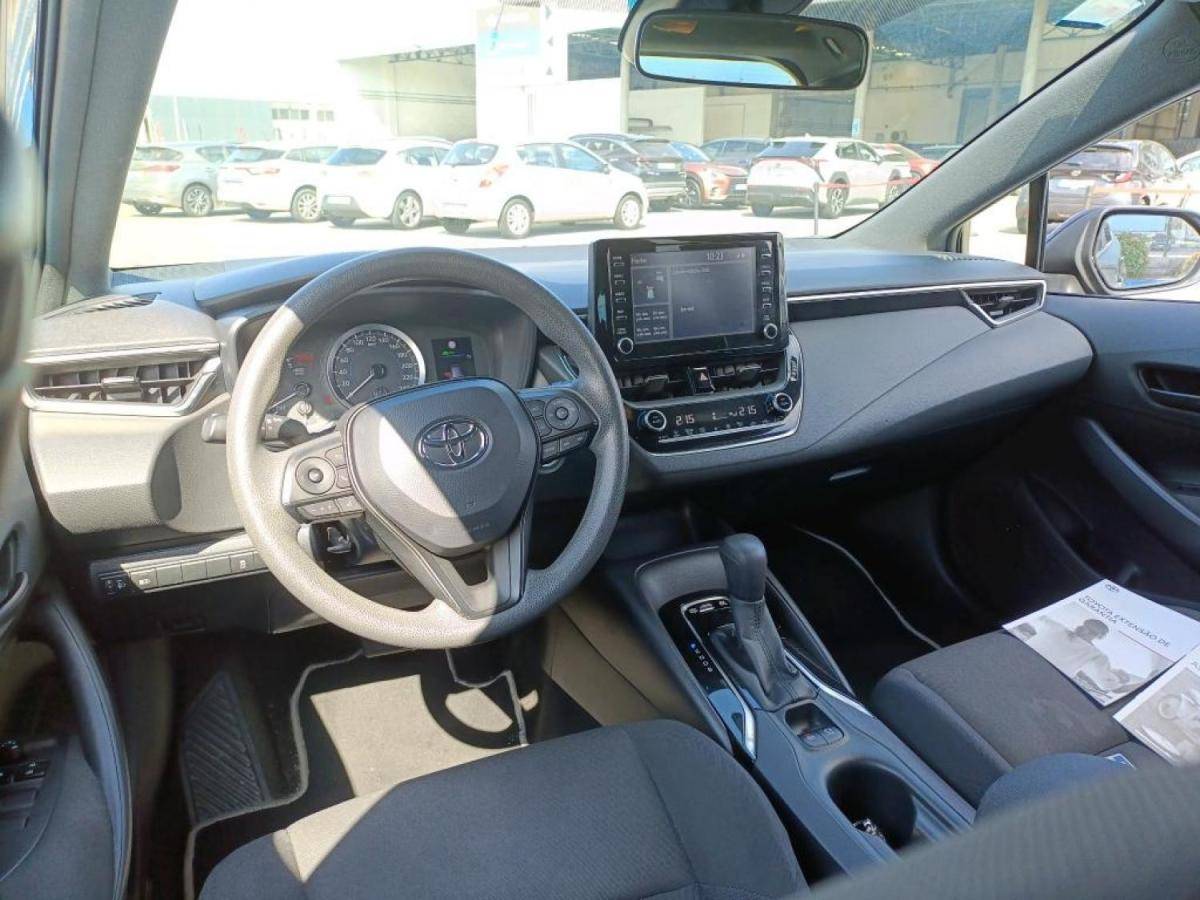 toyota-corolla-2022-hibrido-a-gasolina-1798cc
